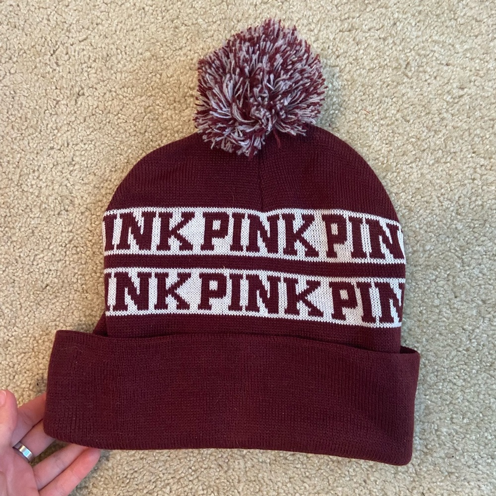 maroon beanie